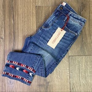 NWT Driftwood Colette Embroidered Hem Jeans